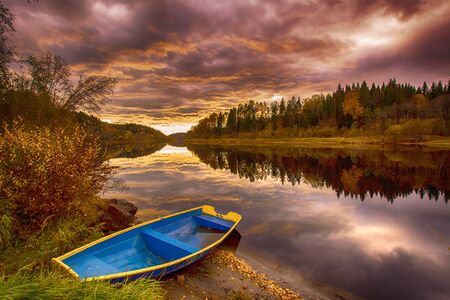 laagen view in the fallの写真素材