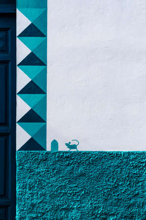 Graffiti on house walls can be found everywhere in the old town of Puerto de la Cruz.のeditorial素材