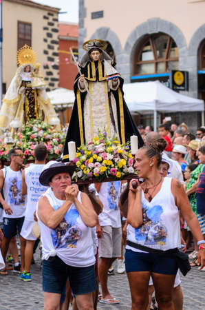 The largest festival of its kind in Puerto de la Cruz. The festival of fishermen and sailors. The highlight is a boat procession along the coast.のeditorial素材