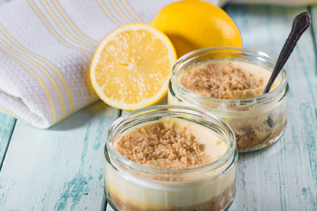 fresh zingy lemon cheesecakeの写真素材