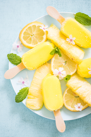 Citrus and lemon homemade popsicle.の写真素材