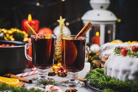 Warming Mulled Wine. Festive Spirit. Celabrating Christmas. Festive Food and Drink.の写真素材