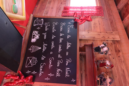 Blackboard with the message that you write your letter to Santa Claus in several languagesの写真素材