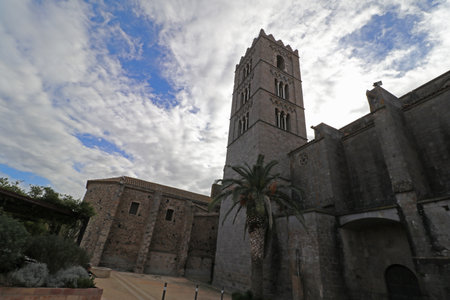 Church of Santa Maria de CastellÃ³ d'EmpÃºries, EmpordÃ  Cathedral, Costa Brava, Catalonia, Spainの写真素材