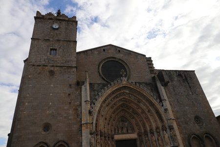 Church of Santa Maria de CastellÃ³ d'EmpÃºries, EmpordÃ  Cathedral, Costa Brava, Catalonia, Spainの写真素材