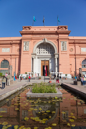 CAIRO, EGYPT - JAN 31, 2015: The Egyptian Museum in Cairo, one of the most famous museums of the worldのeditorial素材