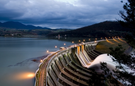 dam, power of waterの写真素材