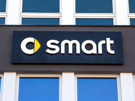 Nuremberg : SMART cars store.のeditorial素材