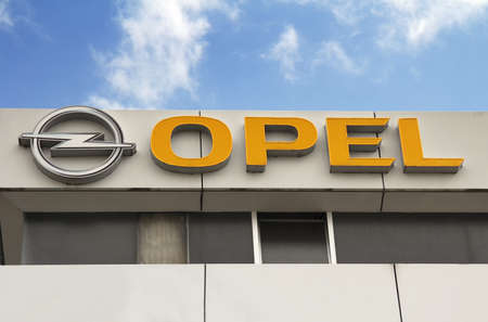 Nurnberg, Germany: Opel dealer. Opel is a German automobile manufacturer and part of the French Groupe PSA since August 2017.のeditorial素材