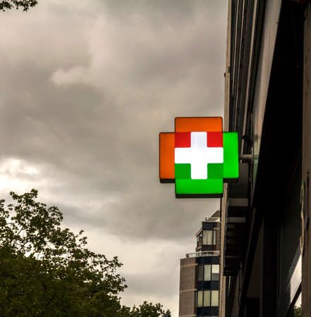 ROTTERDAM, NETHERLANDS : Apotheek, pharmacy store sign in Rotterdamのeditorial素材