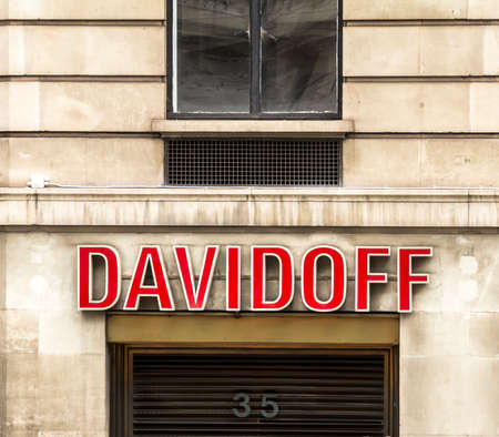 London, United Kingdom : Davidoff store in LONDON. It is Swiss premium brand for cigars and smoke accessories founded at 1911のeditorial素材