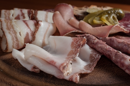 Chopping with typical italian cold cuts