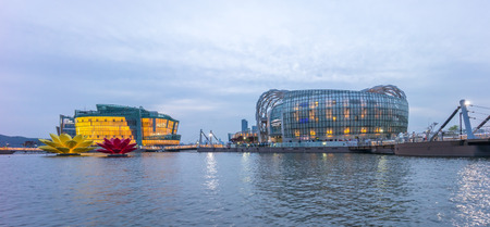 Colourful and beautiful Seoul Floating Island at duskの写真素材