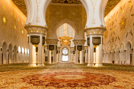 Interior picture of the sheik zayed mosque prayer hall without peopleのeditorial素材