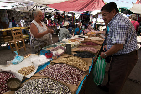Tepoztlan, Morelos, Mexico - 2019: The weekend folkloric market is one of the town's main attractions.のeditorial素材