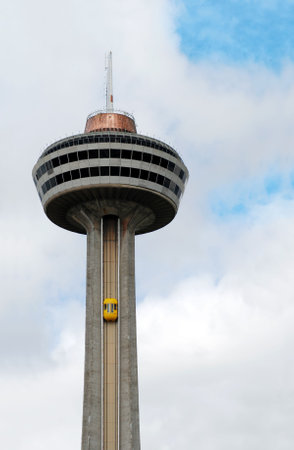 Skylon tower Niagara Fallsのeditorial素材