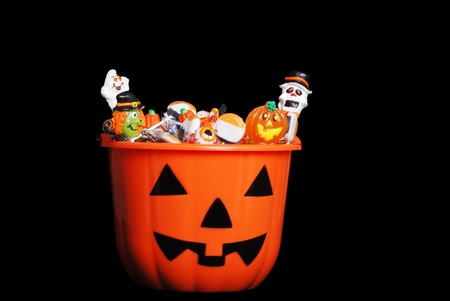 halloween candy in pumpkinの写真素材