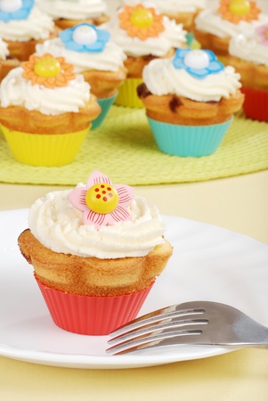 Springtime flower cupcakesの写真素材