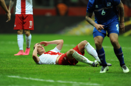 WARSAW, POLAND - NOVEMBER 13, 2015: EURO 2016 European Championship Friendly game Poland - Icelandop Arkadiusz Milikのeditorial素材