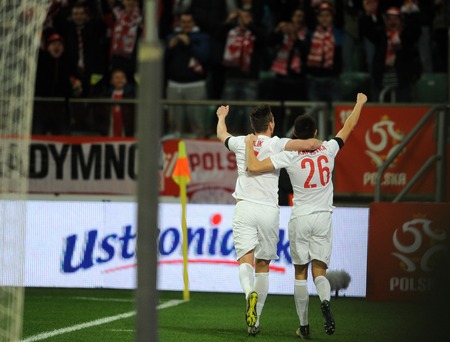 WROCLAW, POLAND - NOVEMBER 17, 2015: EURO 2016 European Championship friendly game Poland - Czech Republic
o/p Bartosz Kapustka Arkadiusz Milikのeditorial素材