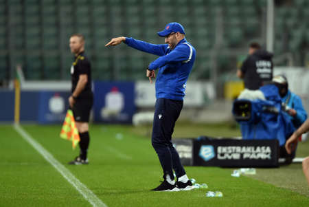 WARSAW, POLAND - SEPTEMBER 25, 2021: Polish Football League game Legia Warszawa - Rakow Czestochowa, Marek Papszun coach (Rakow Czestochowa)のeditorial素材