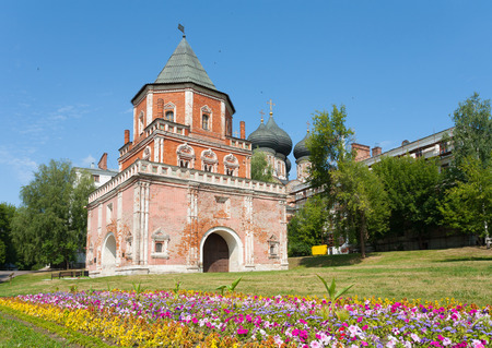 MOSCOW - JULY 24: Bridge Tower in Izmailovo Park on July 24, 2014 in Moscow.のeditorial素材