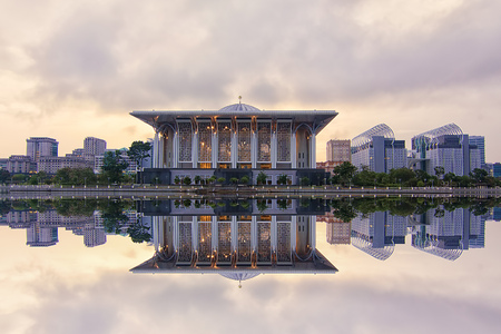 Beautiful architectural view of a mosque made by steel in Putrajayaのeditorial素材