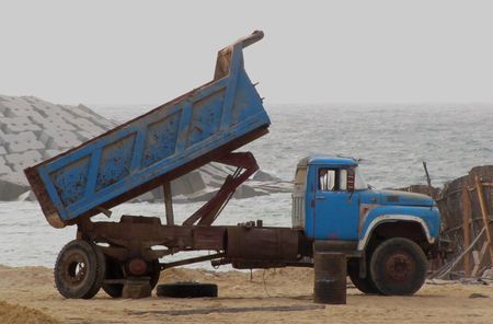 Old Truck on the beachの写真素材