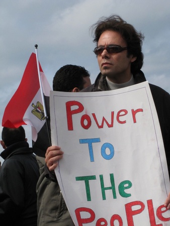 Alexandria, Egypt - February 1, 2011 - Egyptians demonstrating calling for the resignation of President Mubarak 					のeditorial素材