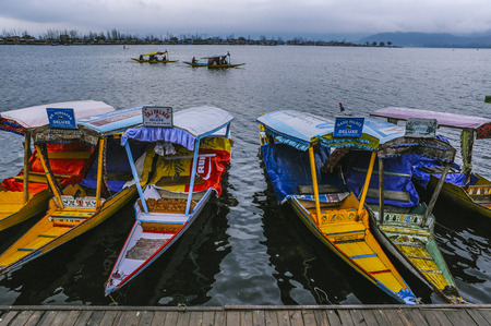 A beautiful boat at Dal Lake Kashmir Indiaのeditorial素材