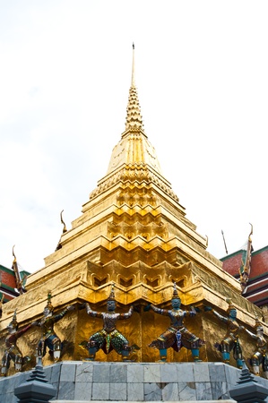 Monkey Guard and Golden Pagoda の写真素材