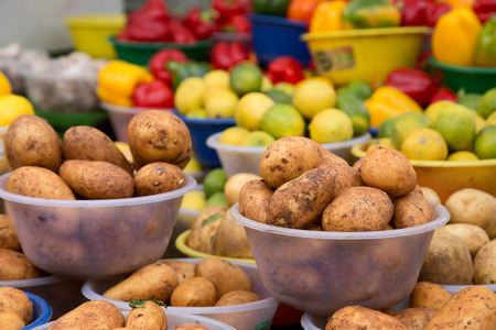 fresh potatoe's at a farmers market.の写真素材