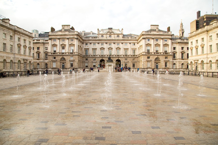 LONDON - OCTOBER 18TH: The exterior of somerset house on October 18th, 2014 in London, england, uk. Somerset House is a major arts and cultural centreのeditorial素材