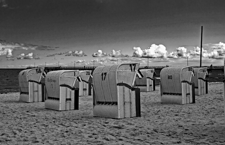 Strandkoerbe in the spring on the Baltic Seaの写真素材