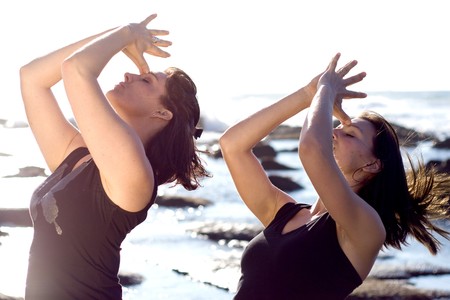 yoga woman on the beachの写真素材
