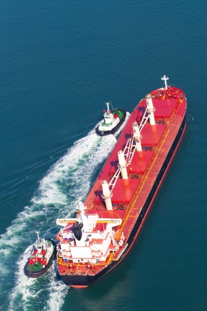 overhead view of ship sailing on oceanの写真素材