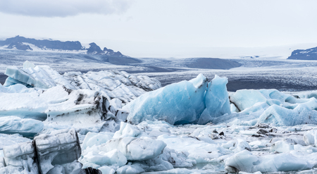Icebergs in Jokulsarlon lagoon, beneath Breidamerkurjokull glacier, Sudhurland, Iceland