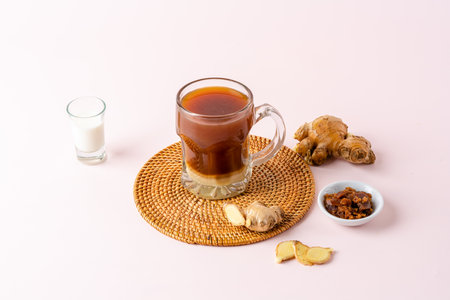 Bandrek is a traditional hot, sweet and spicy beverage native to Sundanese of West Java, Indonesia.

This hot beverage is made of a mixture of ginger water, palm sugar and Sweetened condensed milk.の写真素材