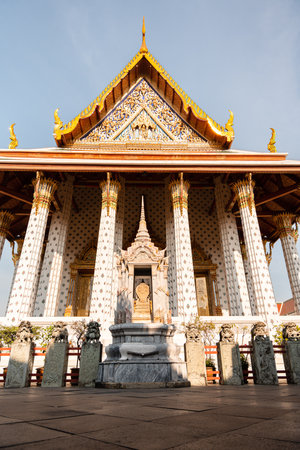 Bangkok,Thailand - February, 14 2023 :Wat Arun is a Buddhist temple in the Bangkok Yai district of Bangkok, Thailand. It is situated on Thonburi on the west bank of the Chao Phraya River.のeditorial素材