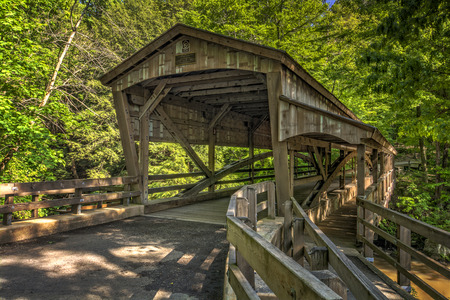 The covered bridge at Lantermanの写真素材