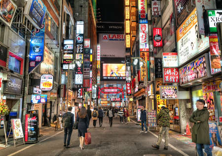 Tokyo - 26 March 2019 - View of Busy Red Light District Night Life at Kabukicho in Shinjuku, Tokyo, Japanのeditorial素材