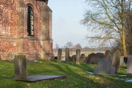 Cemetary at an old dutch Church, Katlijkのeditorial素材