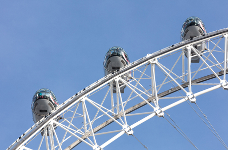 London, United Kingdom - Februari 21th 2019. The London Eye on a sunny dayのeditorial素材