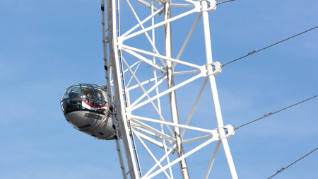 London, United Kingdom - Februari 21th 2019. The London Eye on a sunny dayのeditorial素材