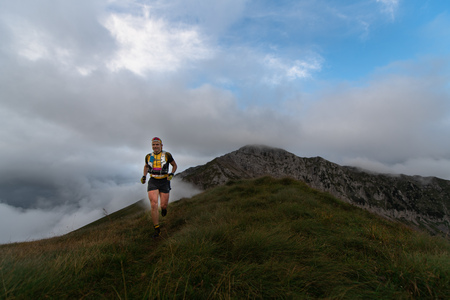 Zorzone Serina italy 2 September 2018: Extreme mountain race competition skymarathon. downhill athleteのeditorial素材