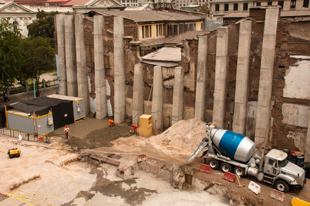 men at work during a hard workのeditorial素材