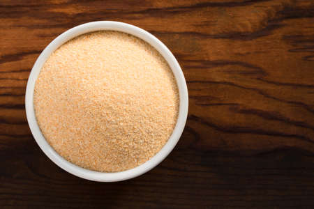 Garlic Powder in a Bowlの写真素材