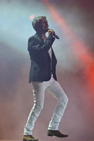 CORDOBA, SPAIN SEPTEMBER 15: Sergio Dalma during their concert tour "Via Dalma II" in CÃ³rdoba. CÃ³rdoba Axerquia Theatre on September 15, 2012 in CÃ³rdoba Spainのeditorial素材