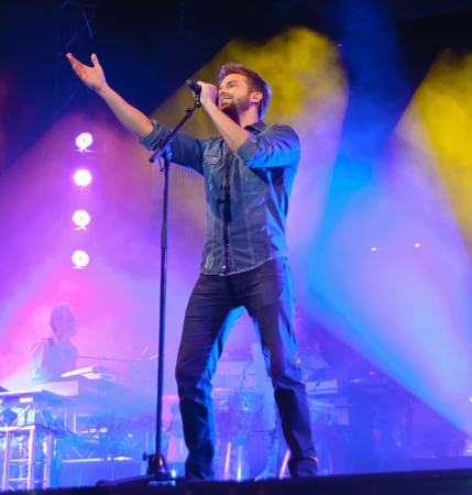 CORDOBA, SPAIN MAY 24:  Pablo Alboran during their concert tour Both in Cordoba.  Fontanar Football field on May 24, 2013 in Cordoba Spain.のeditorial素材