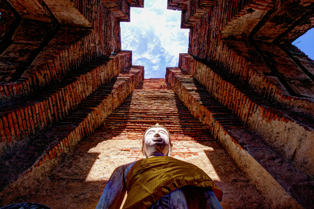 Buddha statue at Wat Prasat Nakorn Luang,Amphoe Nakorn Luang,Phra Nakorn Si Ayutthaya,Thailandの写真素材